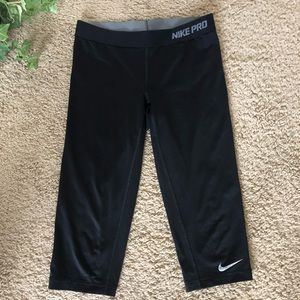 Black nike running leggings